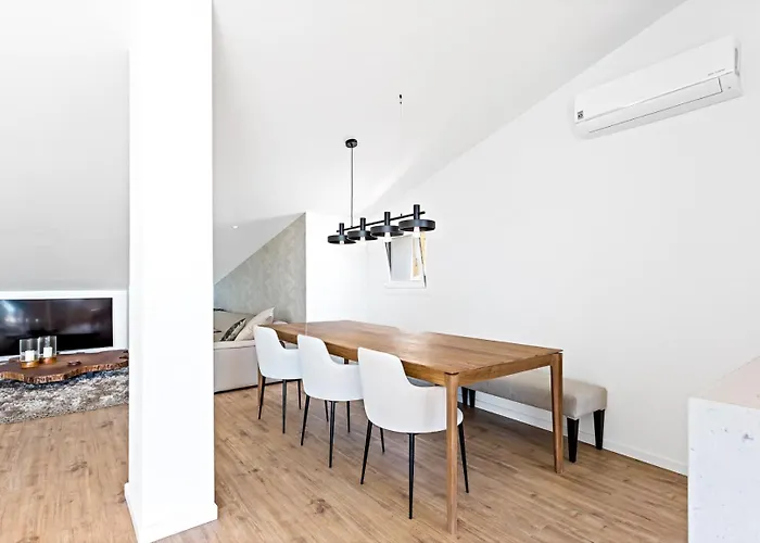 H45 Cabopino Apartment